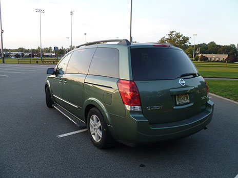 2004 Nissan Quest image